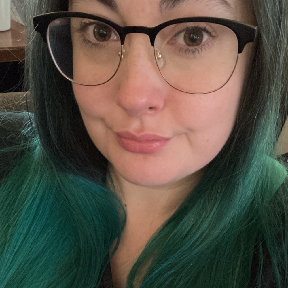 Meet your Posher, Megan